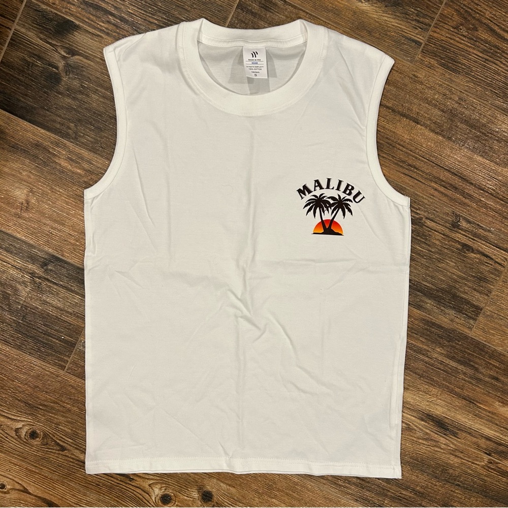Brand New Malibu Sleeveless Tank Top – Size Small